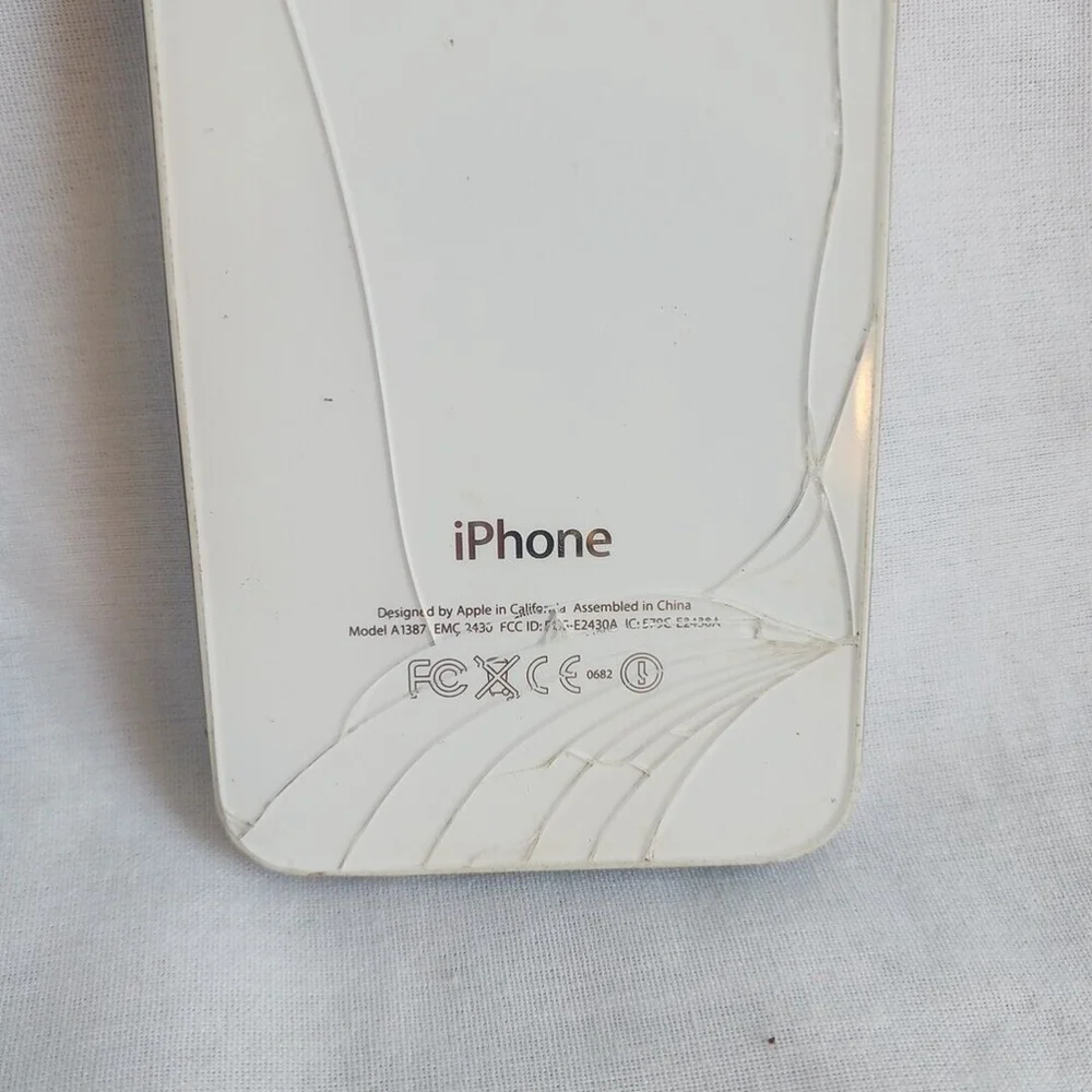 Apple iPhone 4s Model A1387 White Parts Only